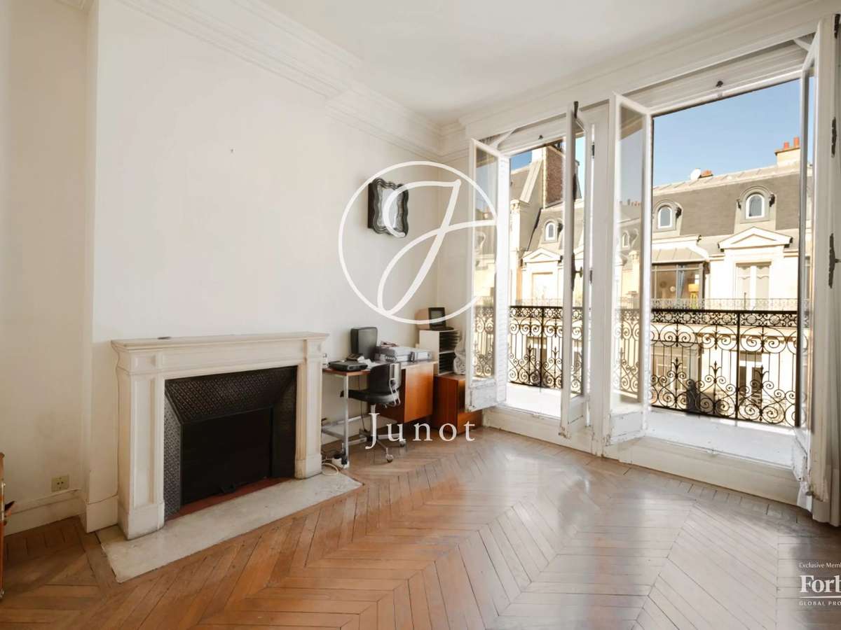 Apartment Paris 8e