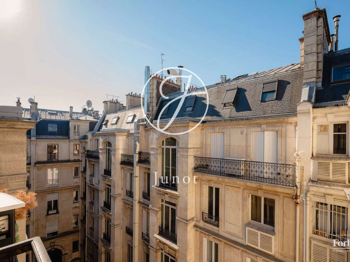 Apartment Paris 8e