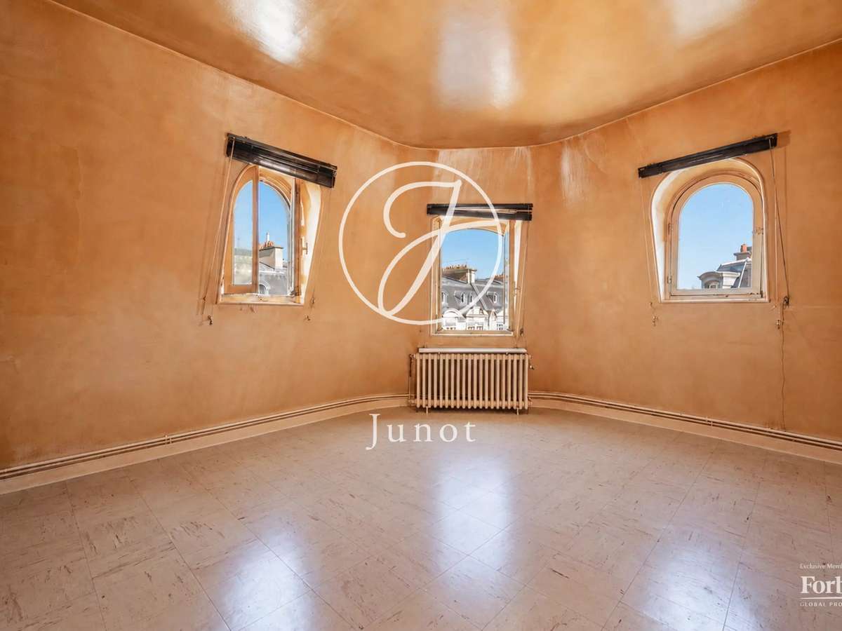 Apartment Paris 8e