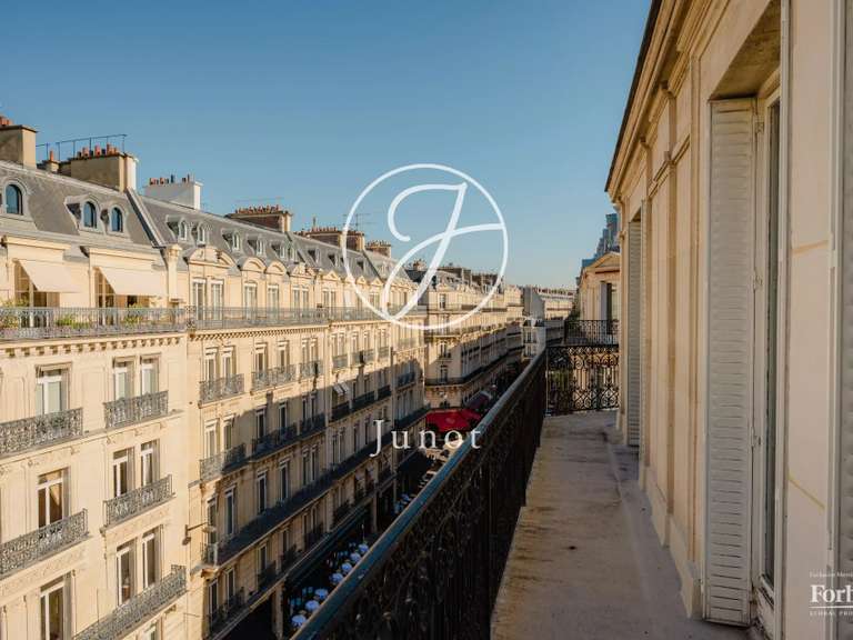 Appartement Paris 8e - 3 chambres - 152m²