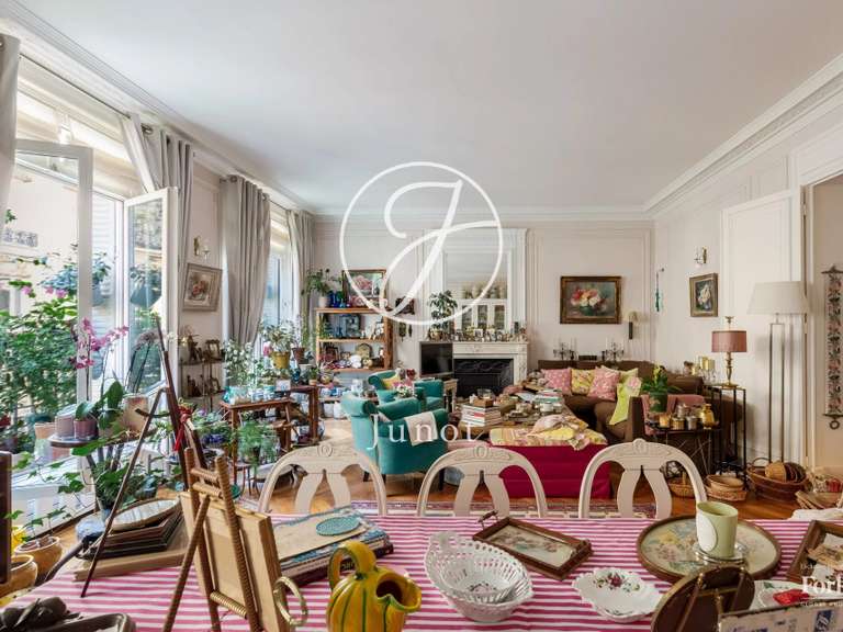 Appartement Paris 8e - 5 chambres - 260m²
