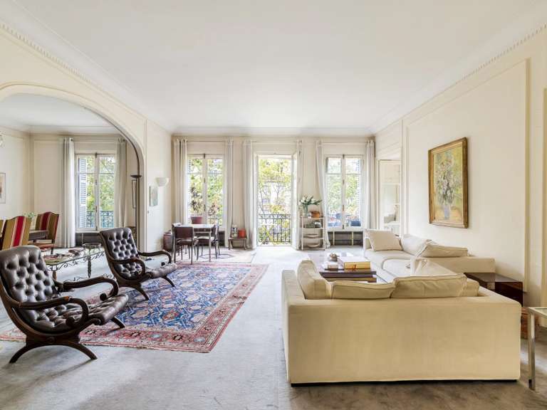 Appartement Paris 8e - 5 chambres - 223m²