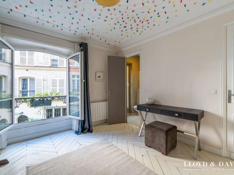 Appartement Paris 8e - 4 chambres - 197m²
