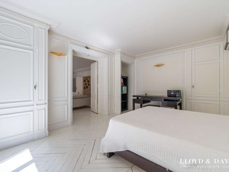 Appartement Paris 8e - 4 chambres - 197m²