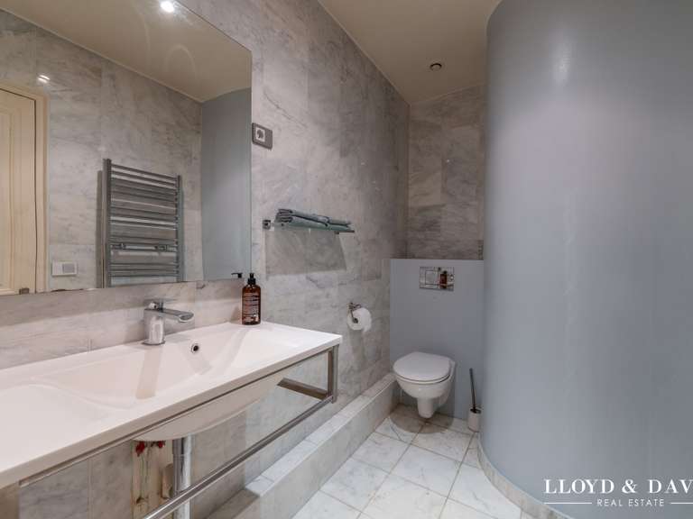 Appartement Paris 8e - 4 chambres - 197m²