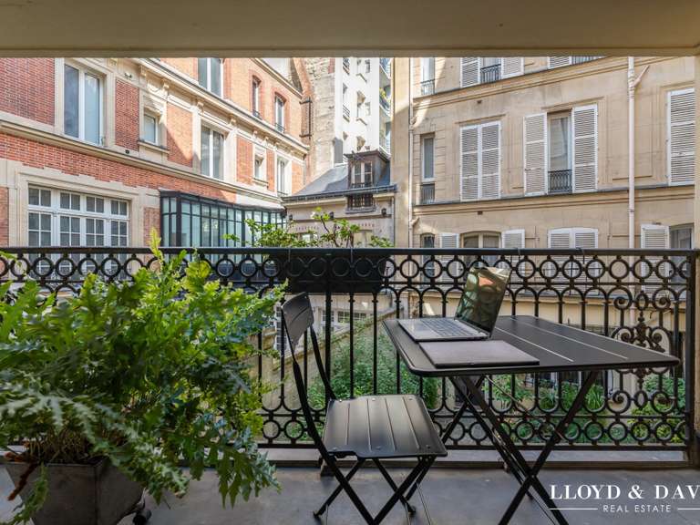 Appartement Paris 8e - 4 chambres - 197m²