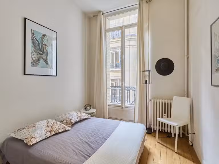 Appartement Paris 8e - 2 chambres - 86m²