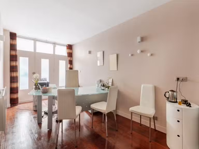 Appartement Paris 8e - 2 chambres - 99m²