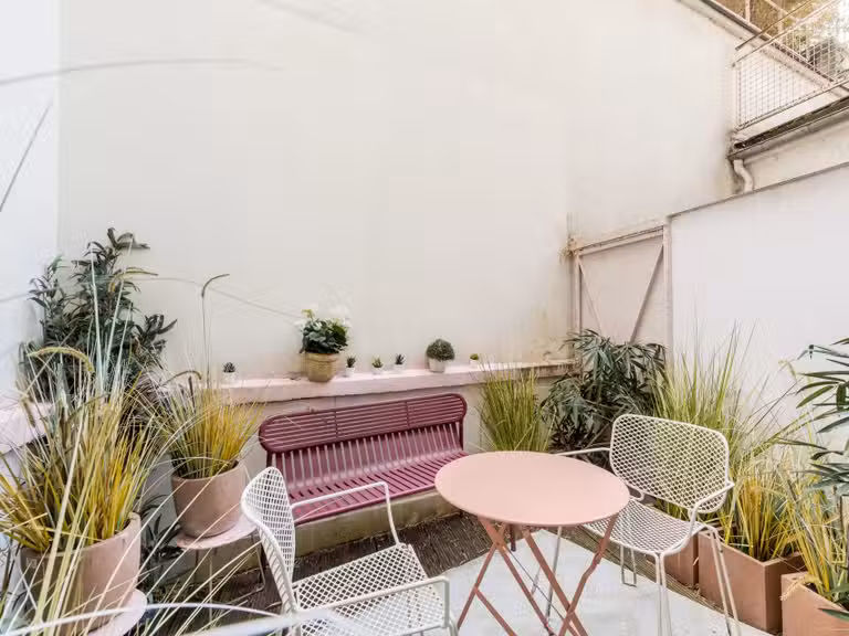Appartement Paris 8e - 2 chambres - 99m²