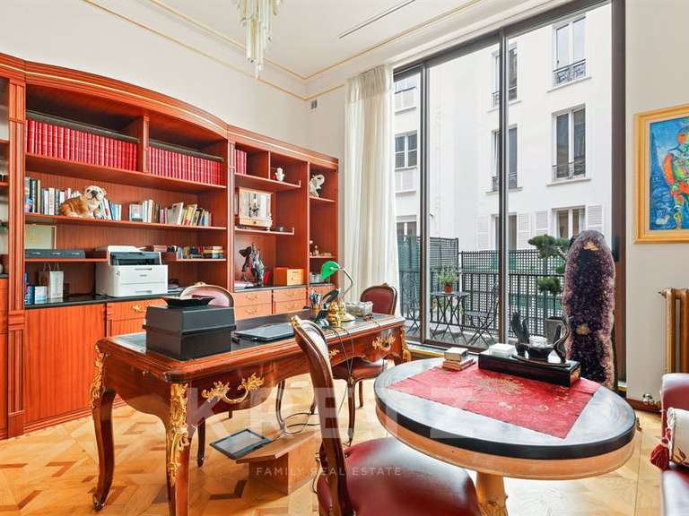 Hôtel particulier Paris 8e - 528m²