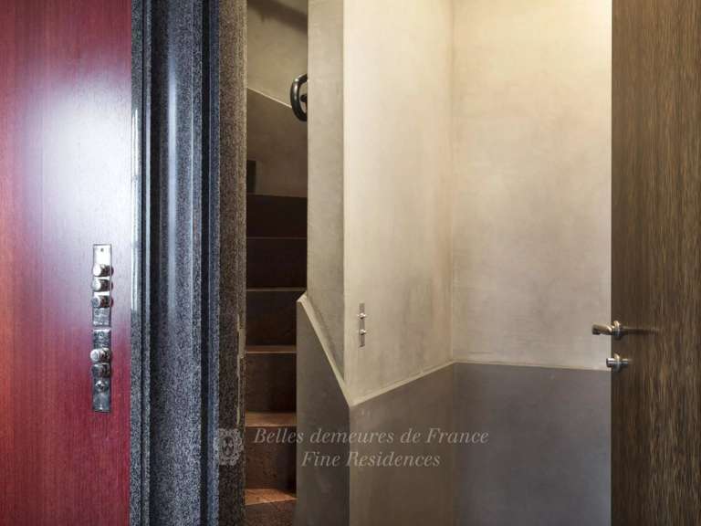 Maison Paris 8e - 179m²