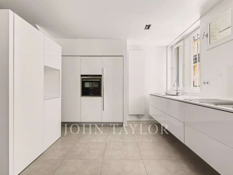 Maison Paris 8e - 3 chambres - 170m²