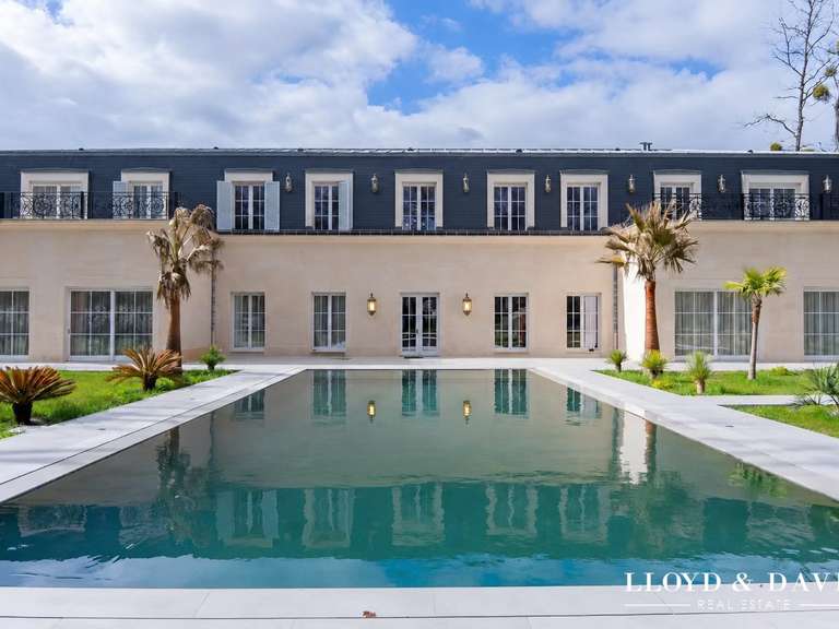 Maison Paris 8e - 6 chambres - 1200m²