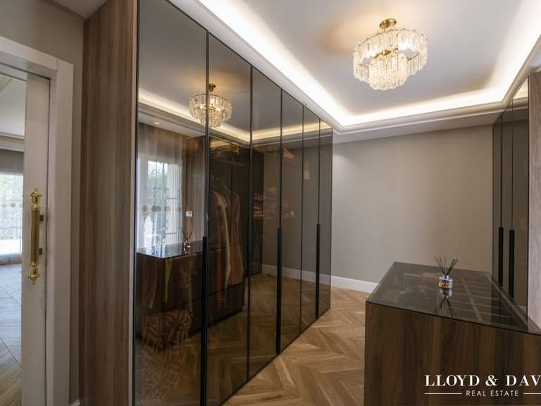 Maison Paris 8e - 6 chambres - 1200m²