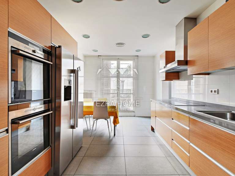 Maison Paris 8e - 8 chambres - 500m²