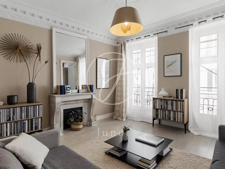 Apartment Paris 9e - 5 bedrooms - 126m²