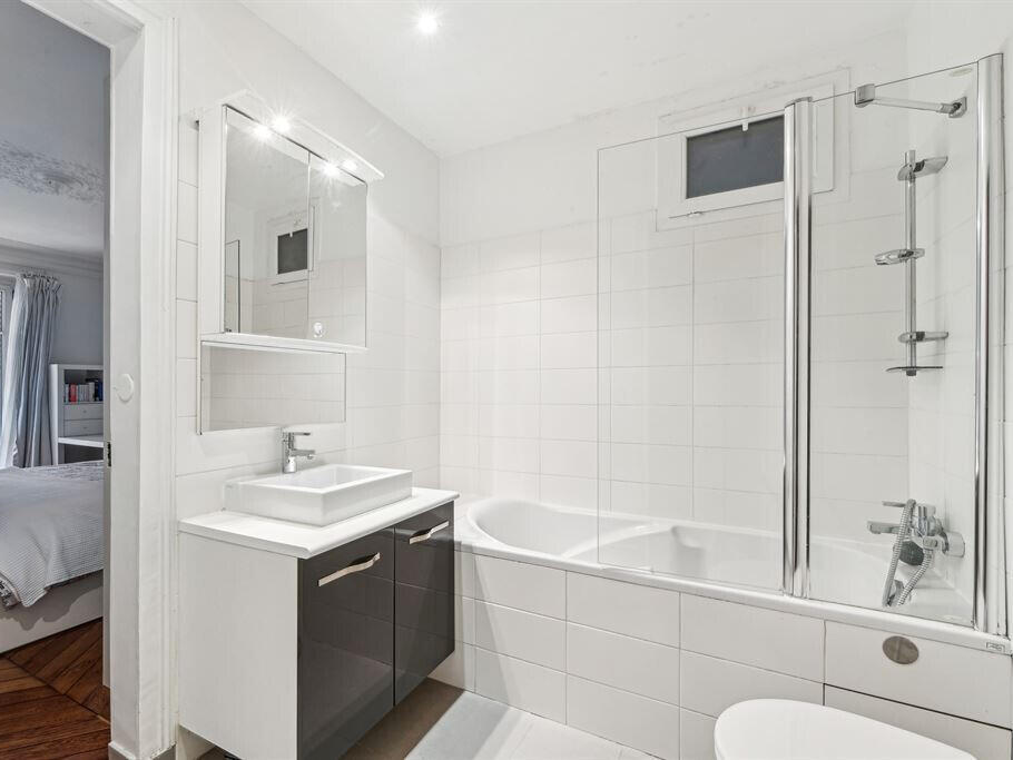 Apartment Paris 9e