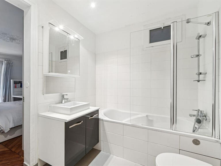 Appartement Paris 9e - 4 chambres - 164m²