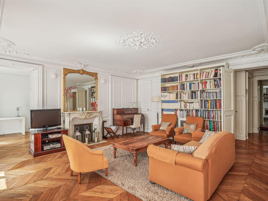 Apartment Paris 9e