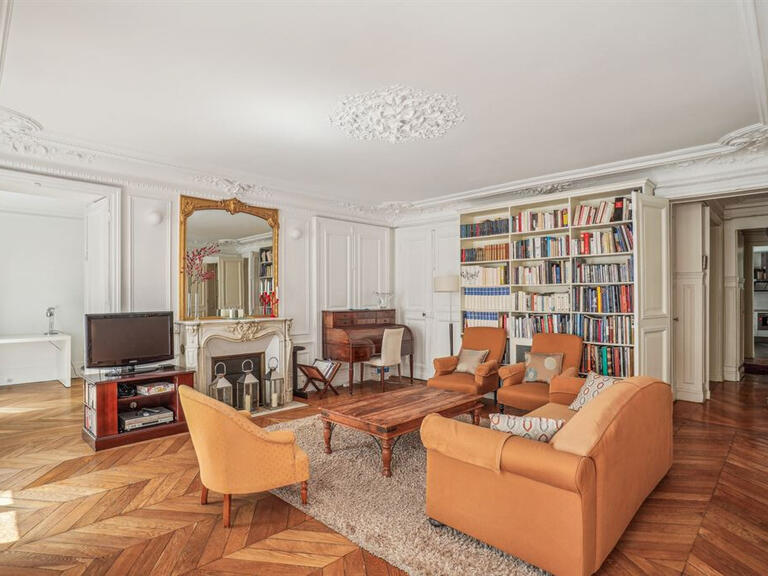 Appartement Paris 9e - 4 chambres - 164m²