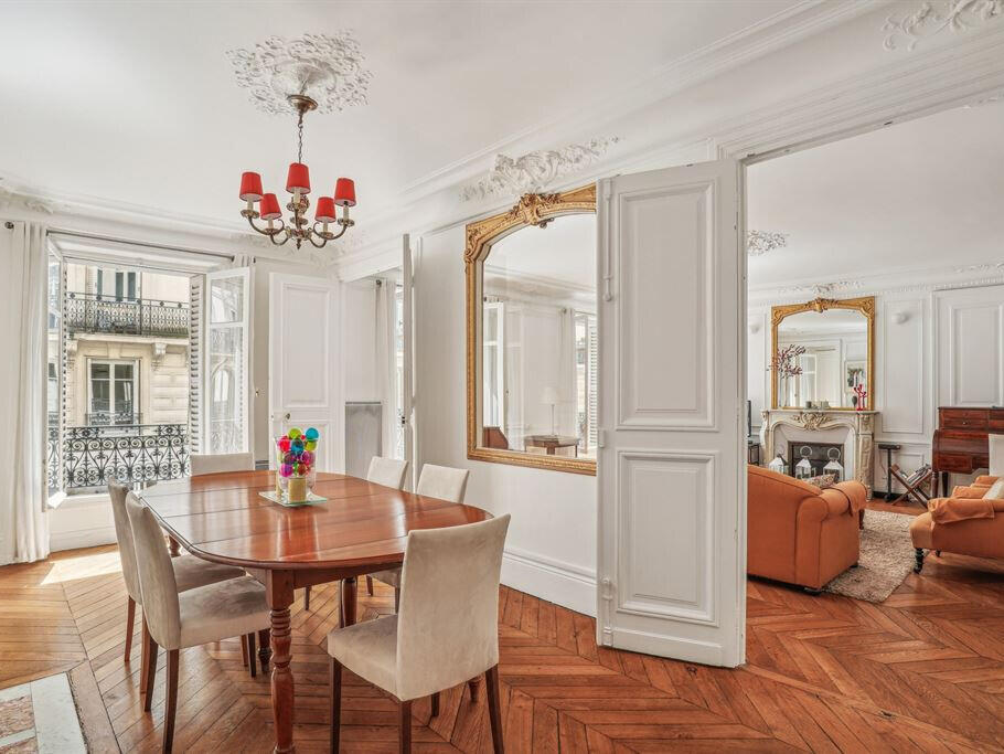 Apartment Paris 9e