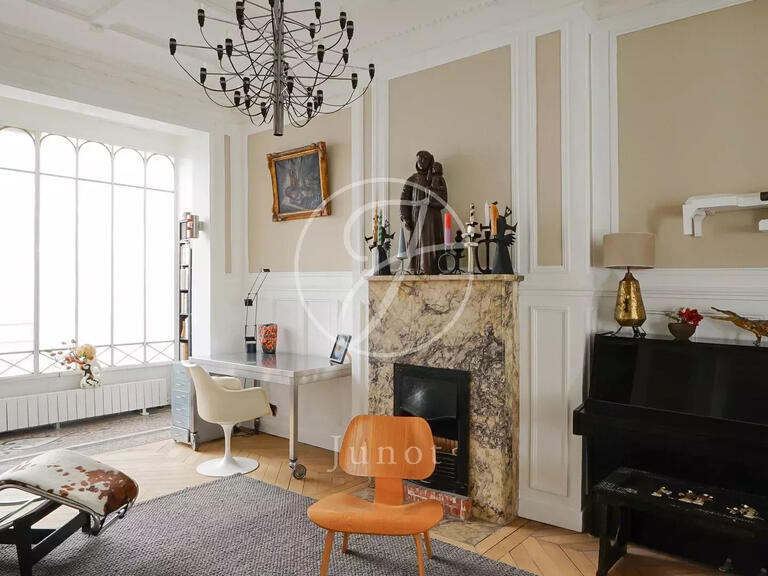 Appartement Paris 9e - 3 chambres - 143m²
