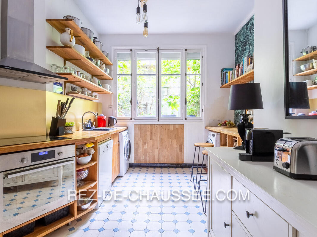 Apartment Paris 9e