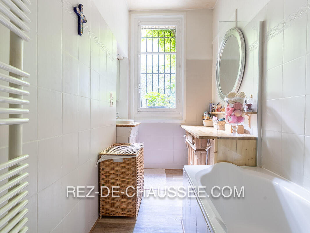 Apartment Paris 9e