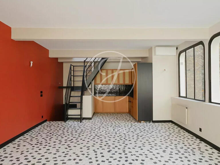 Appartement Paris 9e - 3 chambres - 157m²