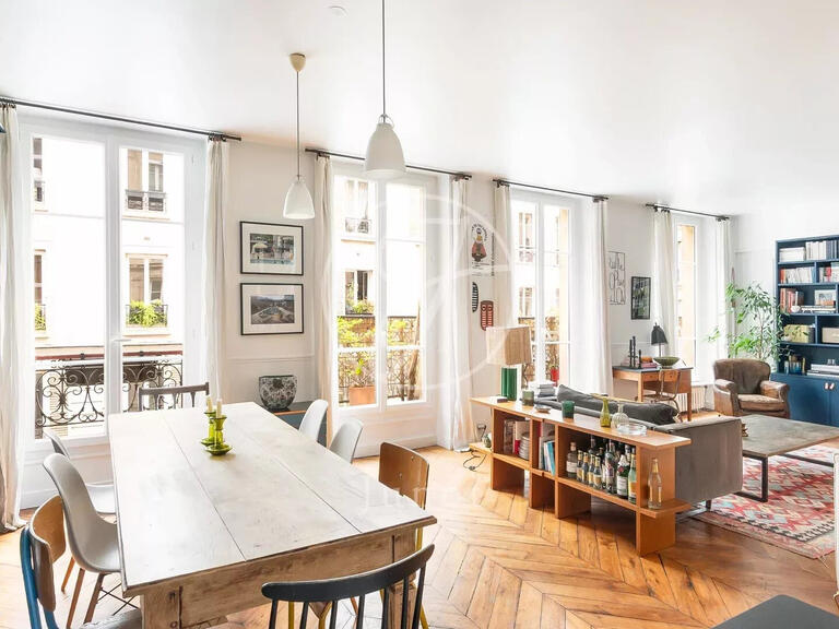 Appartement Paris 9e - 3 chambres - 105m²