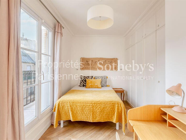 Apartment Paris 9e - 136m²