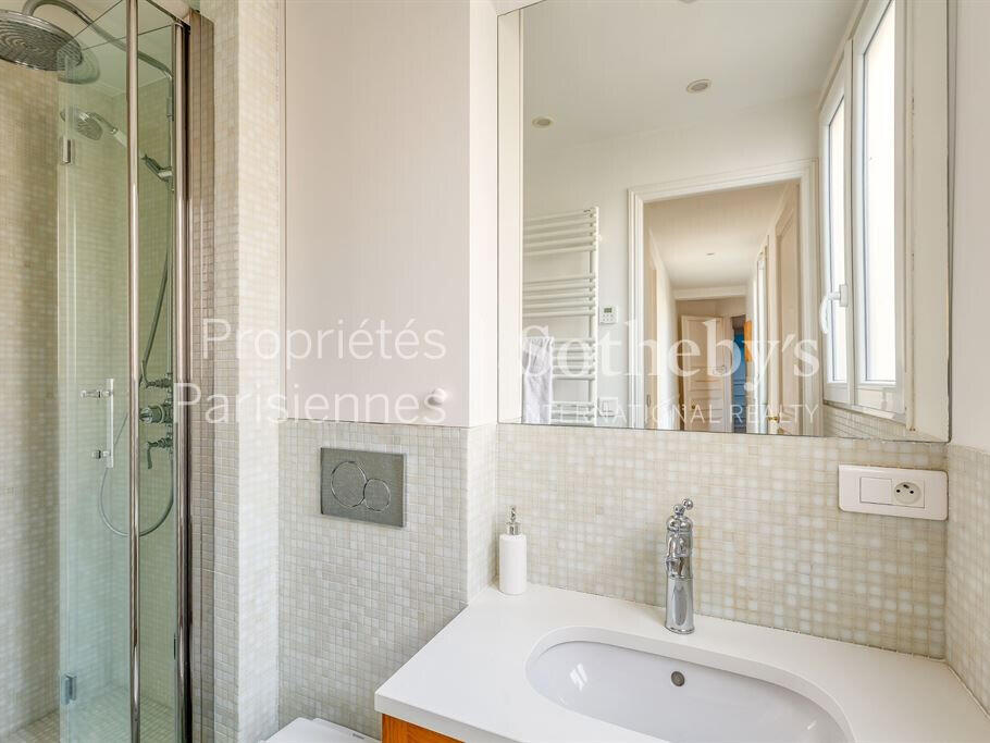 Apartment Paris 9e