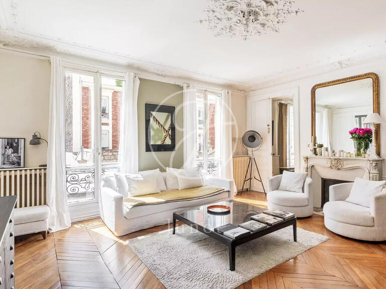 Apartment Paris 9e - 3 bedrooms - 138m²