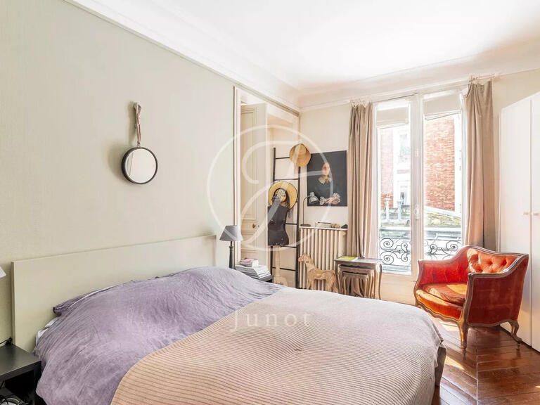 Apartment Paris 9e - 3 bedrooms - 138m²