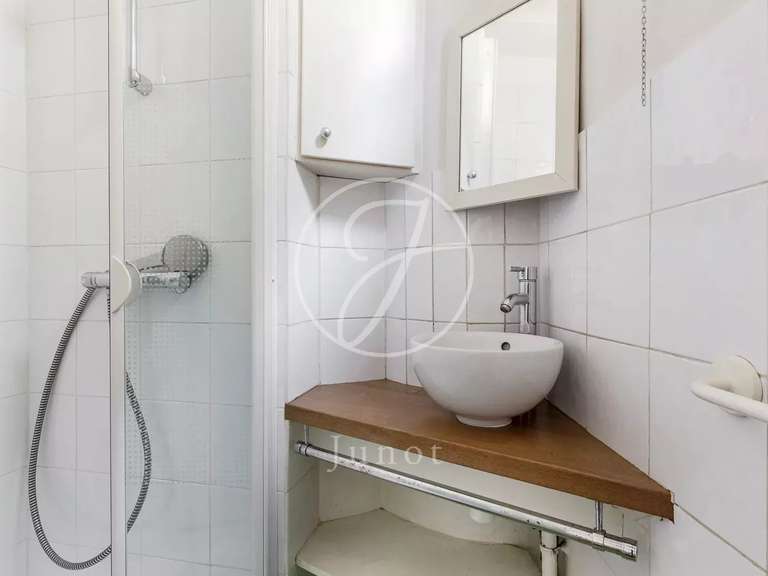 Appartement Paris 9e - 3 chambres - 87m²