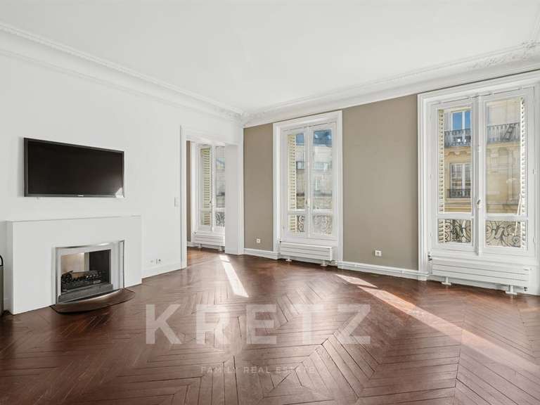 Apartment Paris 9e - 4 bedrooms - 180m²