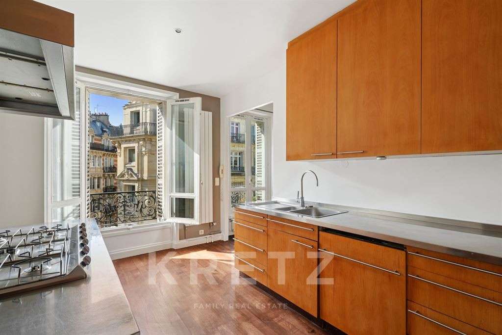 Apartment Paris 9e