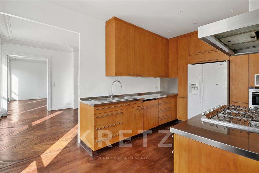 Apartment Paris 9e