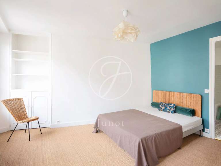 Apartment Paris 9e - 3 bedrooms - 117m²