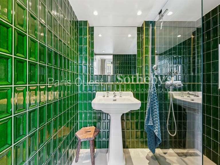 Appartement Paris 9e - 3 chambres - 127m²