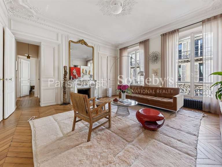 Appartement Paris 9e - 3 chambres - 127m²