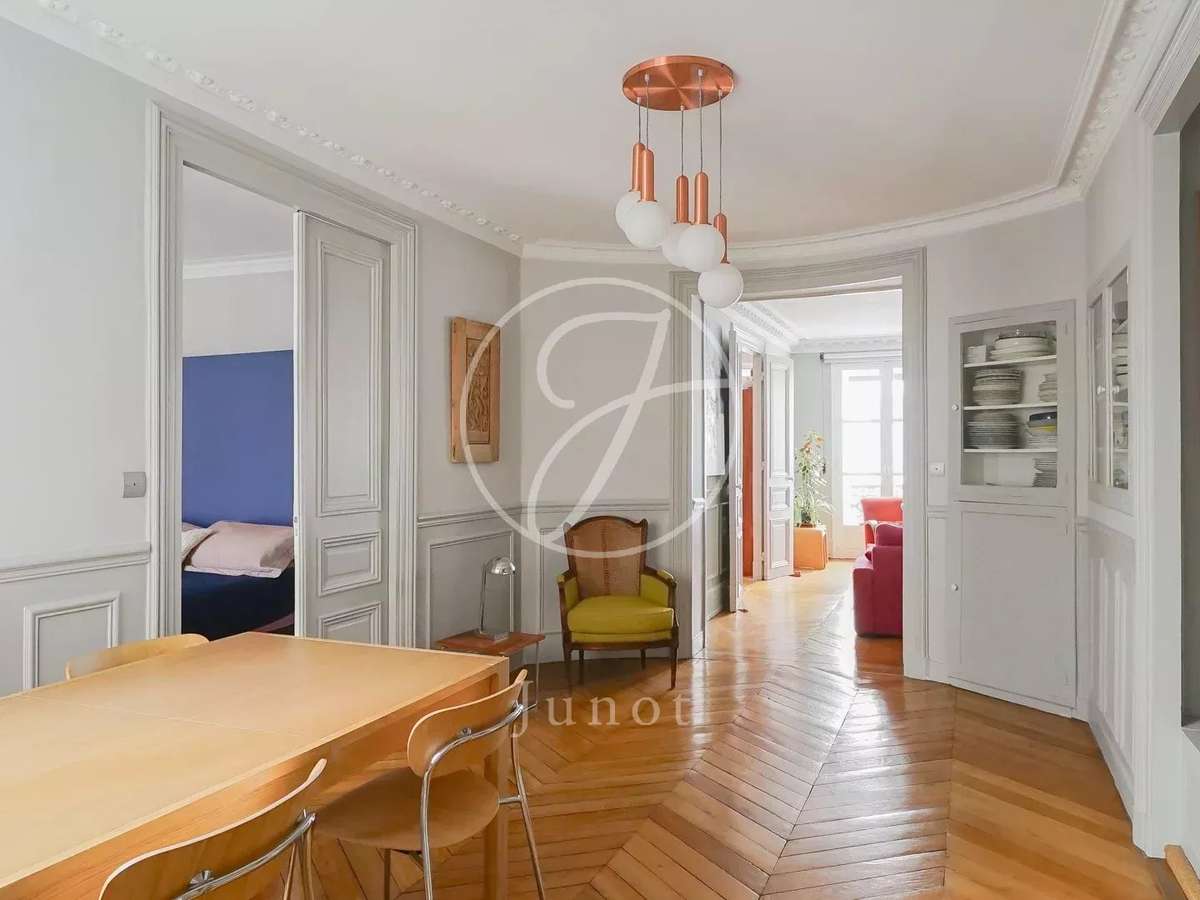 Apartment Paris 9e