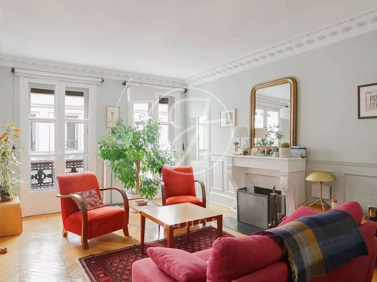 Apartment Paris 9e