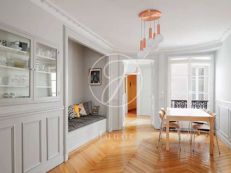 Appartement Paris 9e - 2 chambres - 92m²