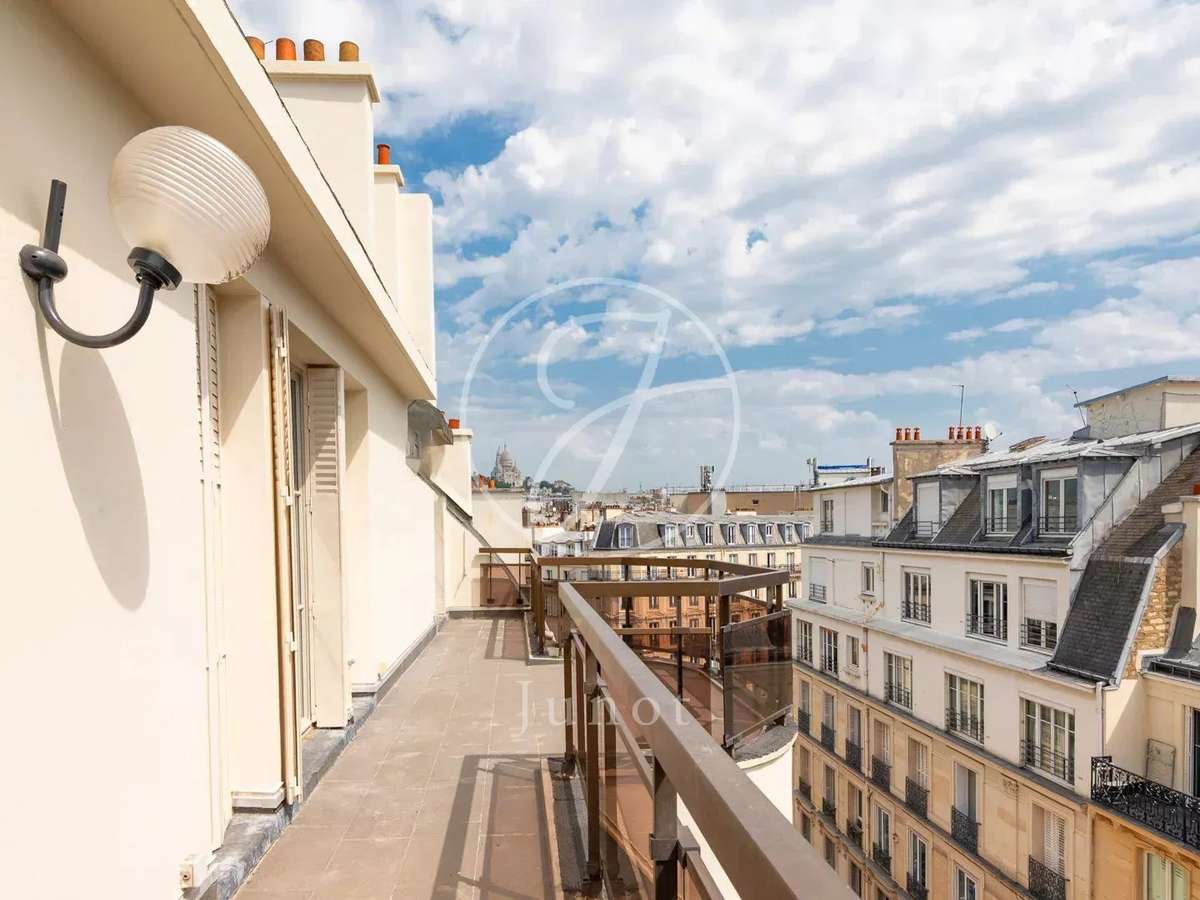Apartment Paris 9e