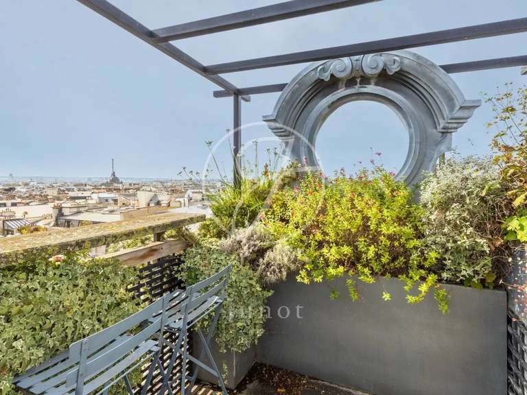 Appartement Paris 9e - 3 chambres - 155m²