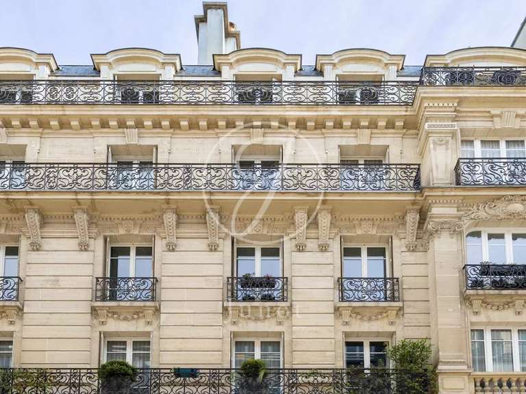 Appartement Paris 9e - 3 chambres - 155m²