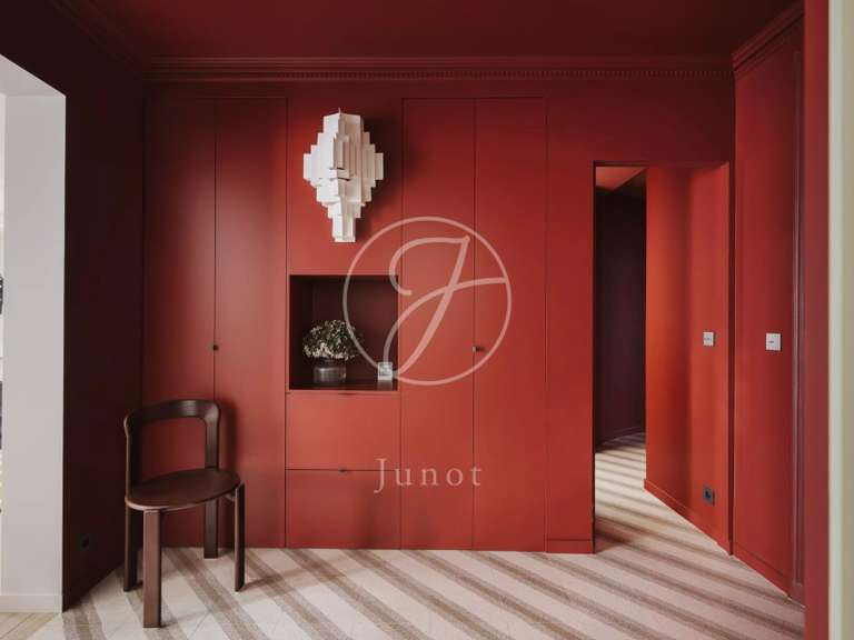 Appartement Paris 9e - 2 chambres - 107m²