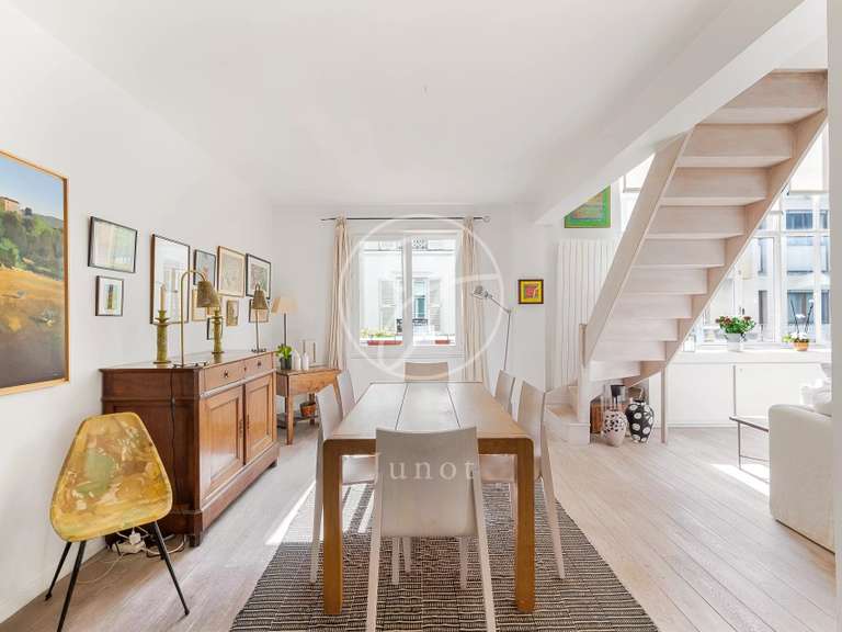 Appartement Paris 9e - 2 chambres - 118m²