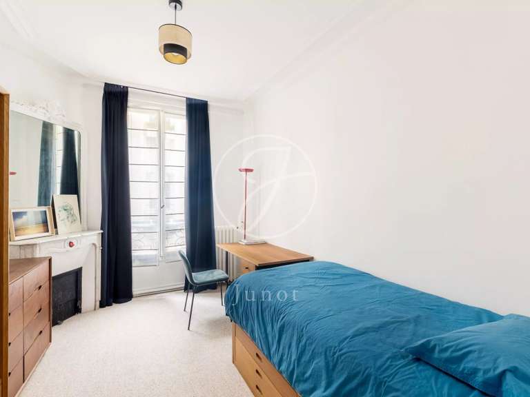 Appartement Paris 9e - 3 chambres - 124m²